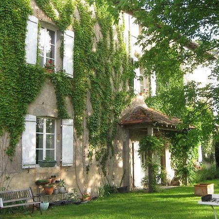 לינה וארוחת בוקר Berneuil  Le Domaine De Panissac מראה חיצוני תמונה